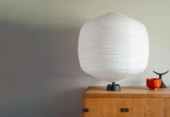 Vitra Store 7 Vitra Store -Vitra Store Barber Osgerby Hotaru Buoy table light 2