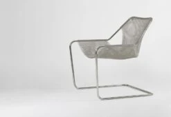 Paulistano Mesh Chair, 1957