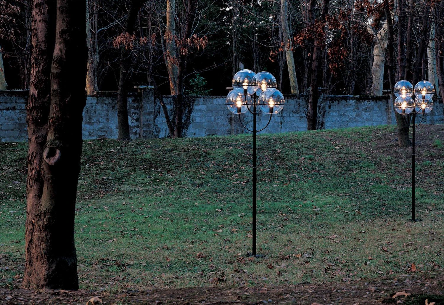 Lyndon Floor Light, 1977 2 Lyndon Floor Light, 1977 - Image 2