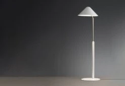 VIP Floor Lamp -Vitra Store Pandul Jorgen Gammelgaard VIP Floor light 3