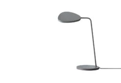 Muuto Leaf Table Lamp -Vitra Store leaf table lamp 4