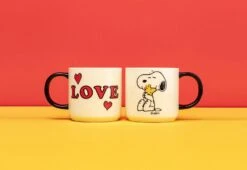 Peanuts Love Mug -Vitra Store magpie peanuts love mug 2