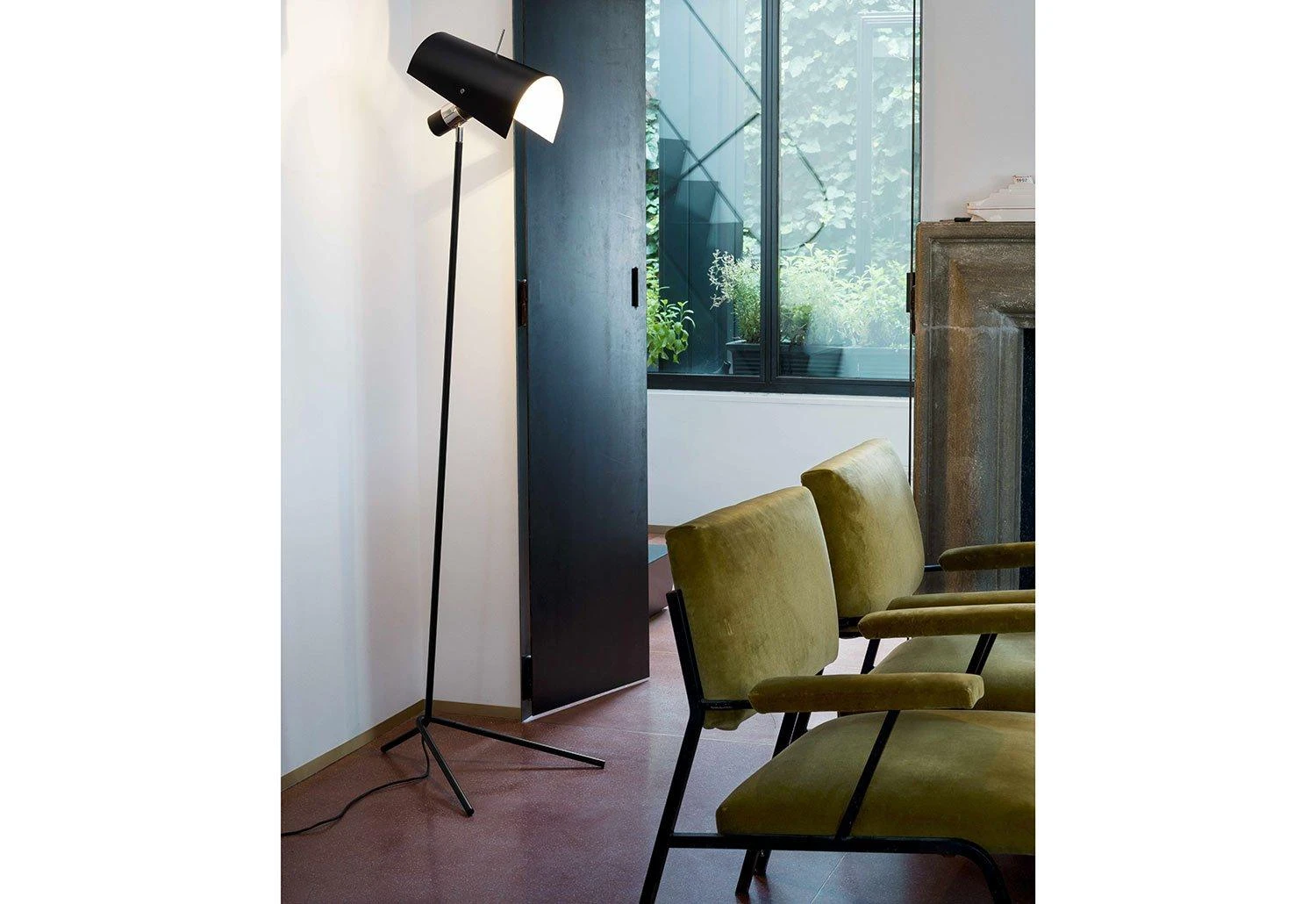 Claritas Floor Light, 1946 6 Claritas Floor Light, 1946 - Image 6