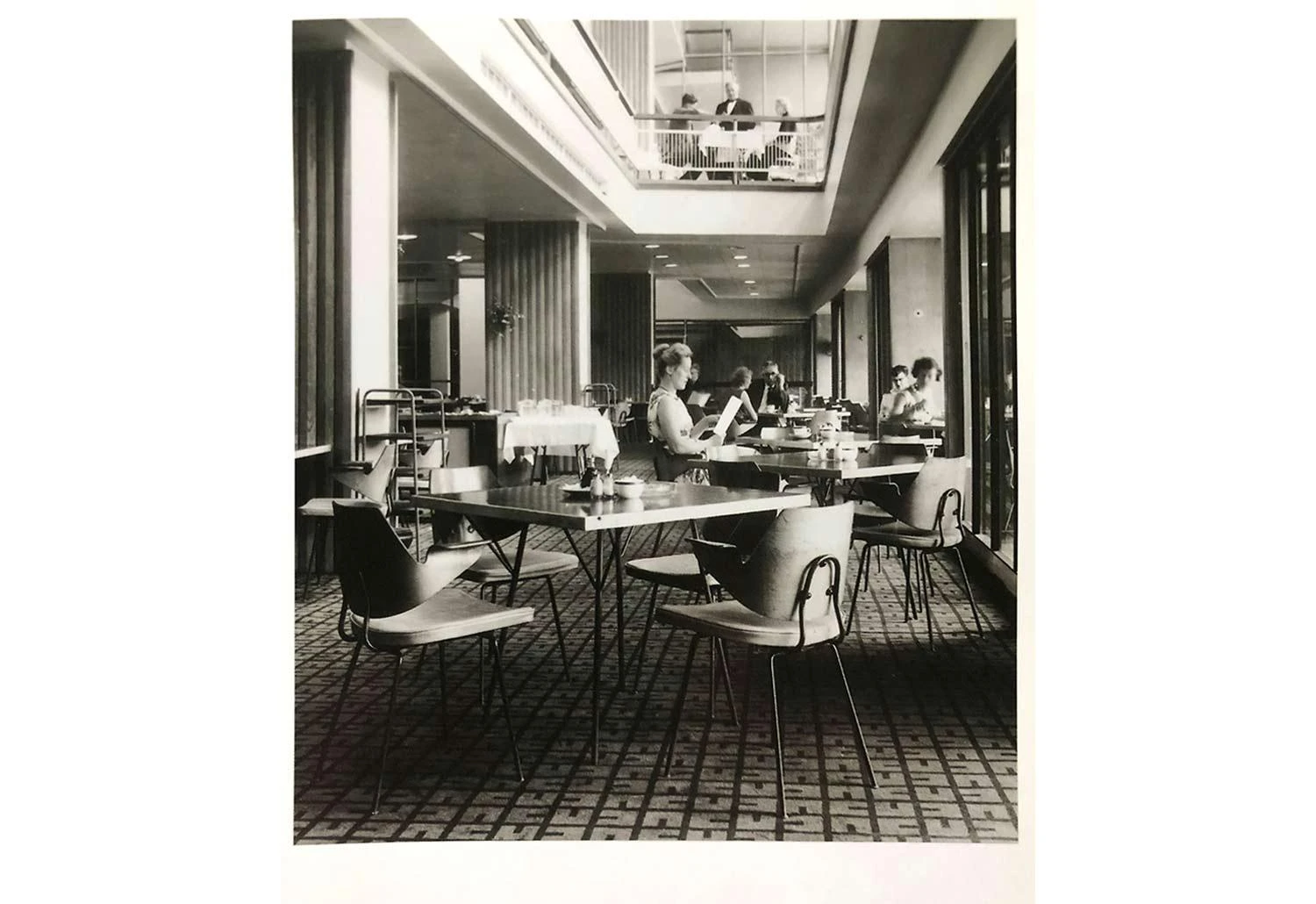 N/A Robin Day, Royal Festival Hall Table, 1951 7 N/A Robin Day, Royal Festival Hall Table, 1951 - Image 7