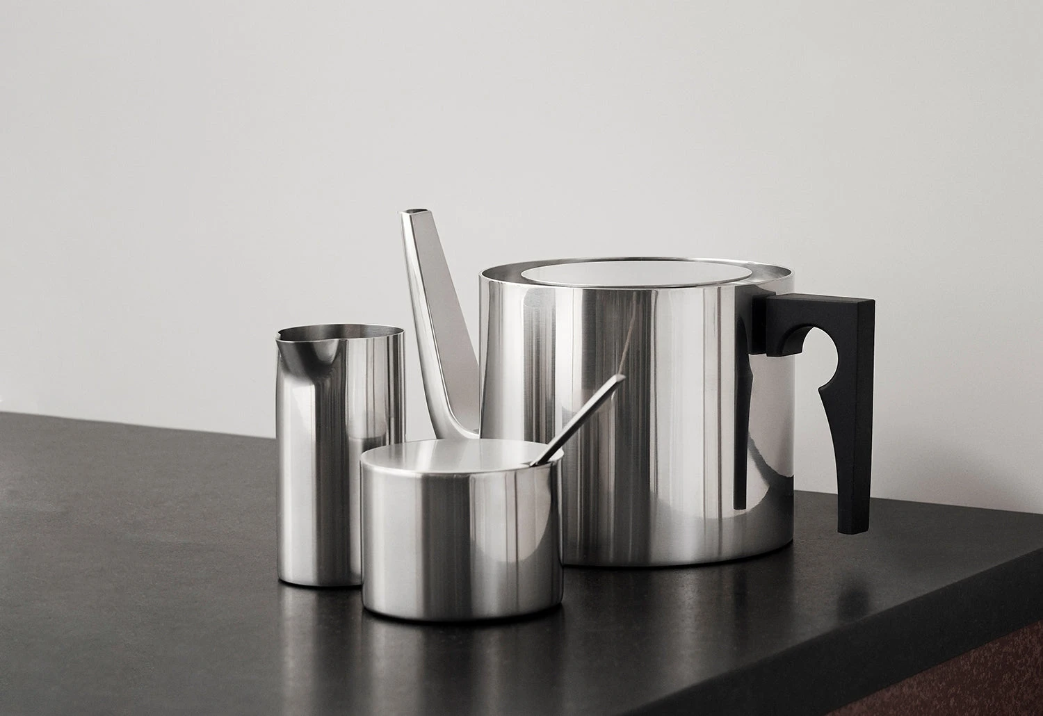 Stelton Arne Jacobsen Teapot, 1967 2 Stelton Arne Jacobsen Teapot, 1967 - Image 2