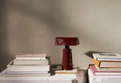 Caret Portable Light, 2022 17 Caret Portable Light, 2022 -Vitra Store tradition Matteo Fogale Caret 5