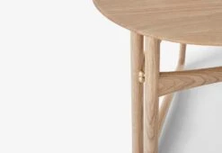 Drop Leaf HM5 Table -Vitra Store tradition Hividt and Molgaard Drop Leaf HM5 4