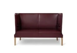 Coupe Sofa, 1936 -Vitra Store twentytwentyone Carl Hansen Frits Henningsen Coupe Sofa 4