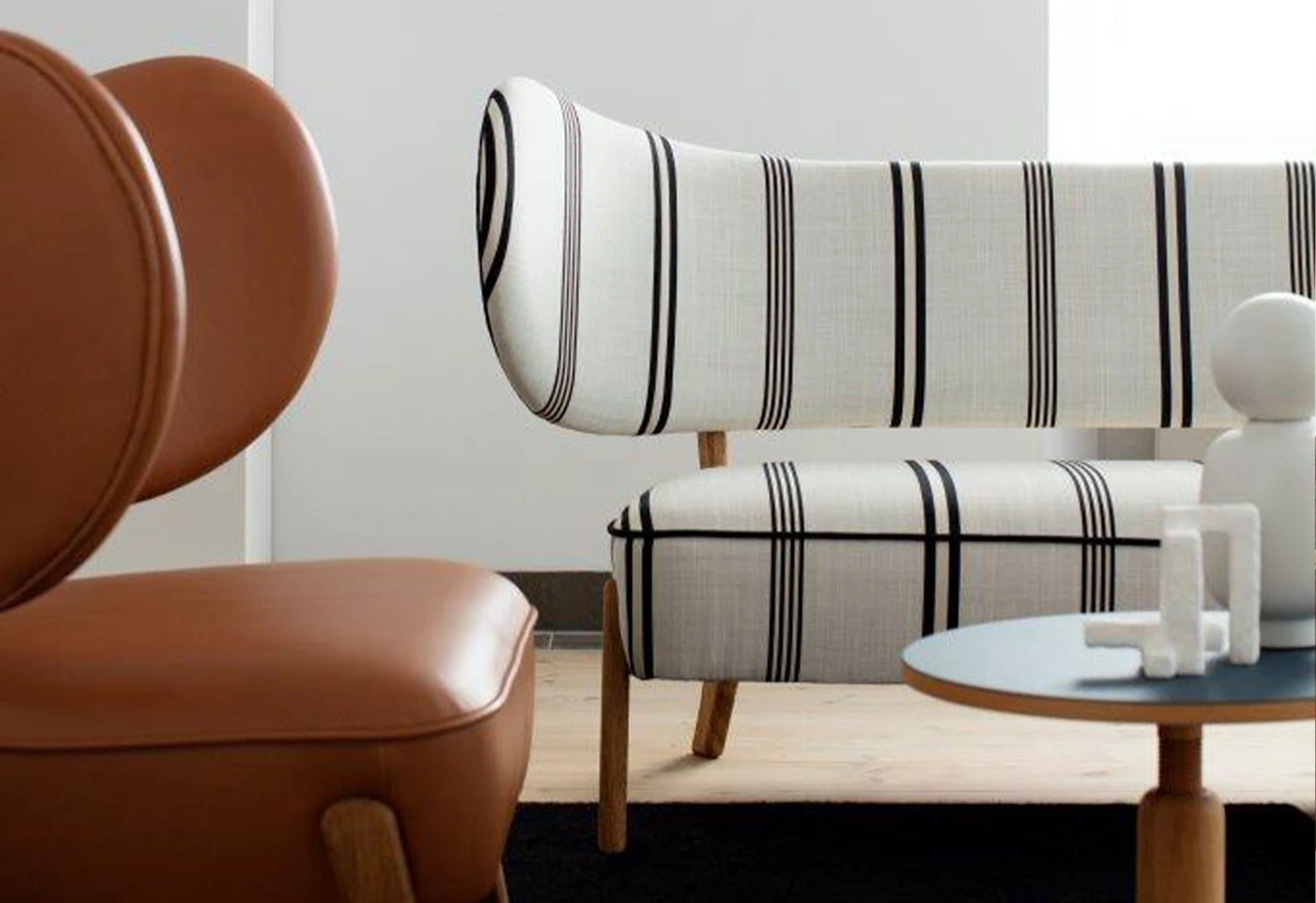 TMBO Sofa, 1935 11 TMBO Sofa, 1935 - Image 11