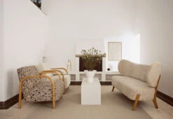 TMBO Sofa, 1935 25 TMBO Sofa, 1935 -Vitra Store twentytwentyone Mazo Magnus Laessoe Stephensen Tmbo Sofa 13