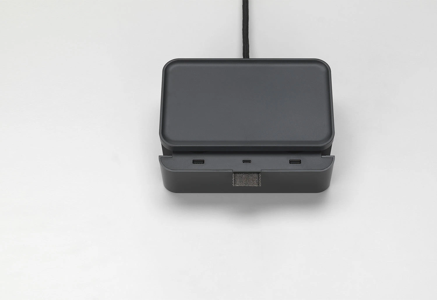 Vitra Ampi Charger, 2021 7 Vitra Ampi Charger, 2021 - Image 7